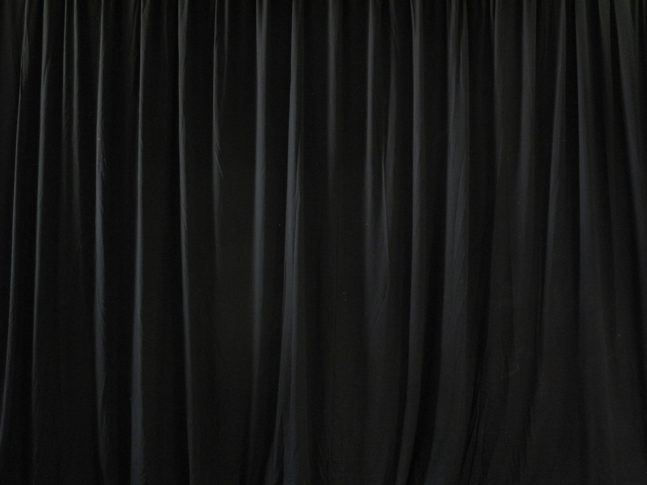 BLACKOUT VELVET DRAPE 4FT x 8.5 FT